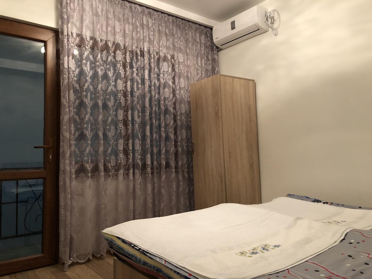 Guest House Romanadze Kobuleti Exterior foto